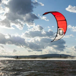Ozone Edge V12 Freeride / Big Air / Race Kite Discounts Apply ! 16 Ozone Edge V12 Freeride / Big Air / Race Kite Discounts Apply ! -Cheap Pyzel Store ozone edge v12 action 2